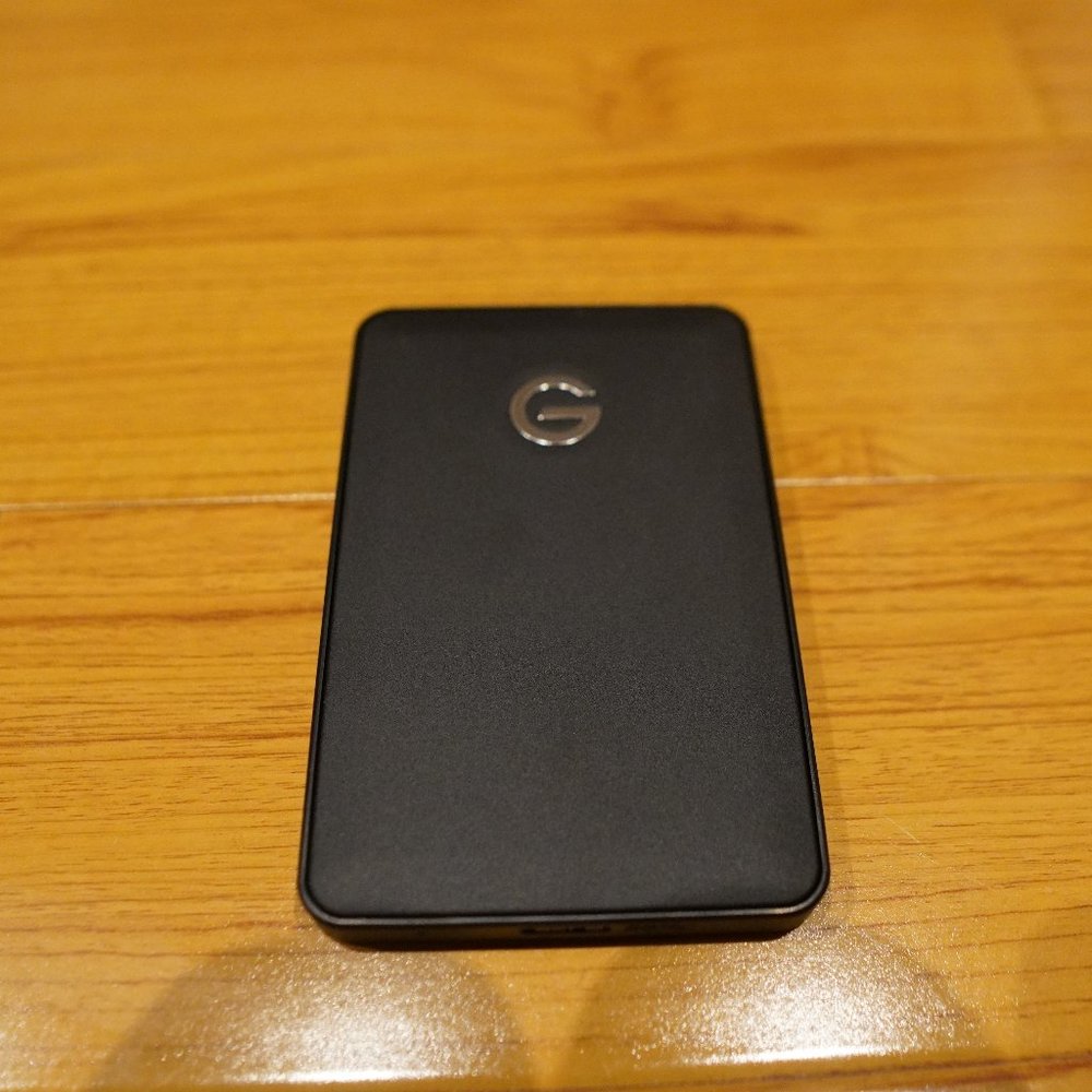 G-Technology 1TB G-DRIVE - Black - LIKE NEW